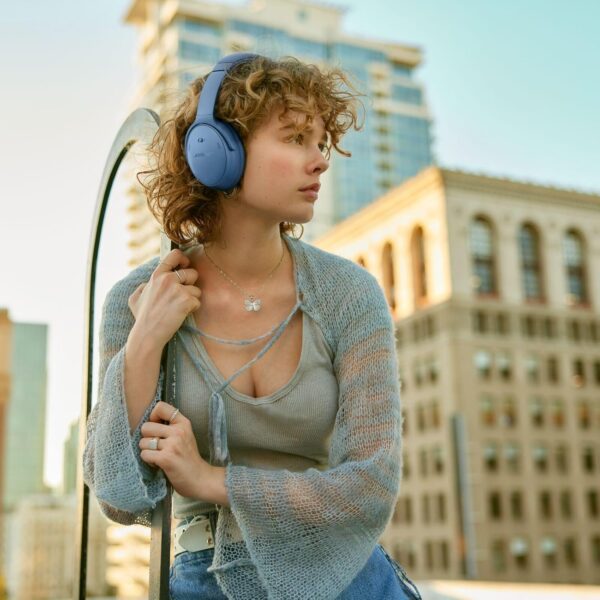 Bose QuietComfort Bluetooth Headphones, Wireless Headphones with Active Over Ear Noise Cancelling and Mic, Deep Bass, Up to 24 Hours of Playtime, Blue Dusk - Limited Edition Color - Image 3