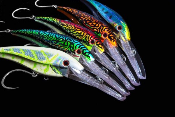 Nomad Design DTX Minnow 140 with Patented Autotune System - Distressed Baitfish Swimming Action, Hydrospeed Belly Eyelet for Faster Trolling - Image 4